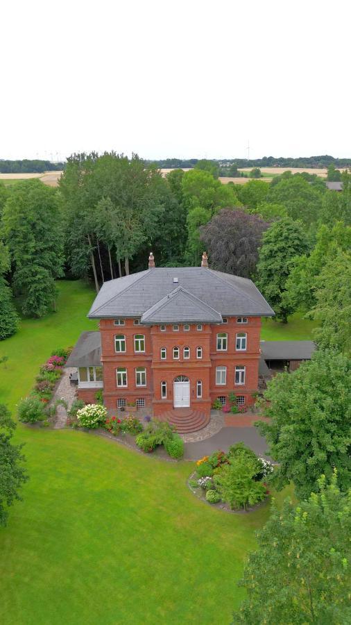 Haus Im Park Apartment Wesselburen Bagian luar foto