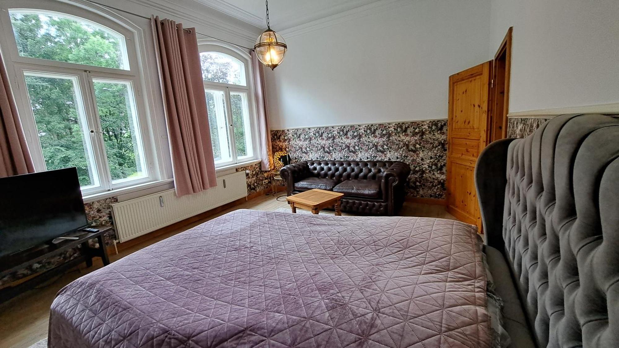 Haus Im Park Apartment Wesselburen Bagian luar foto
